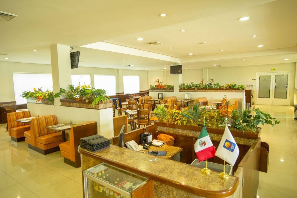 Comfort Inn Monterrey Norte San Nicolas de los Garza Exterior foto