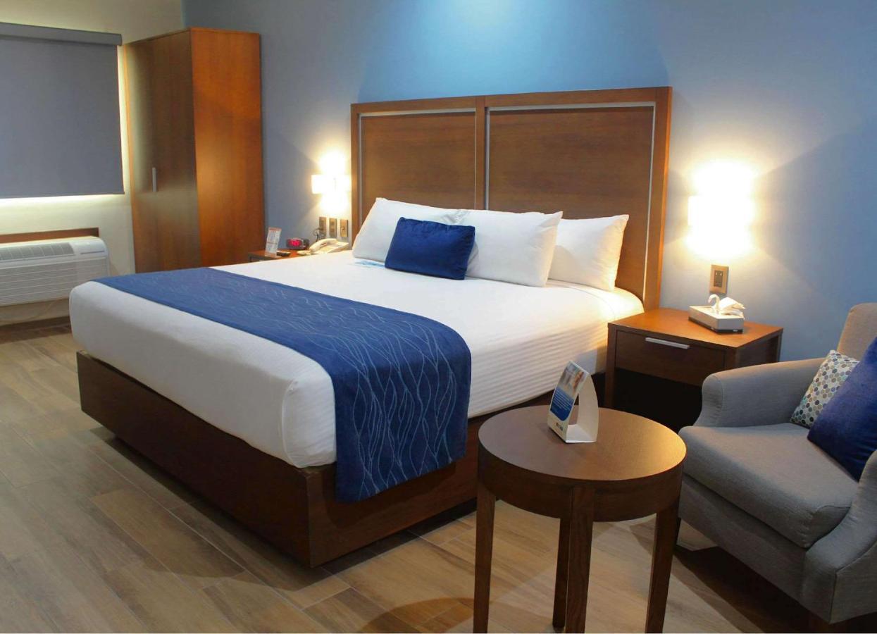Comfort Inn Monterrey Norte San Nicolas de los Garza Exterior foto